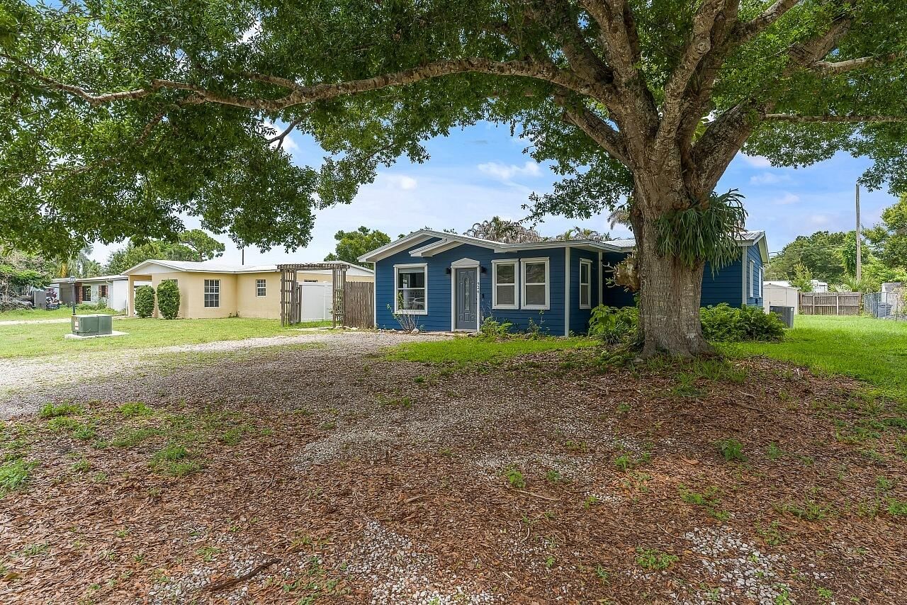 926 37th Avenue, Vero Beach, FL 32960 photo 2