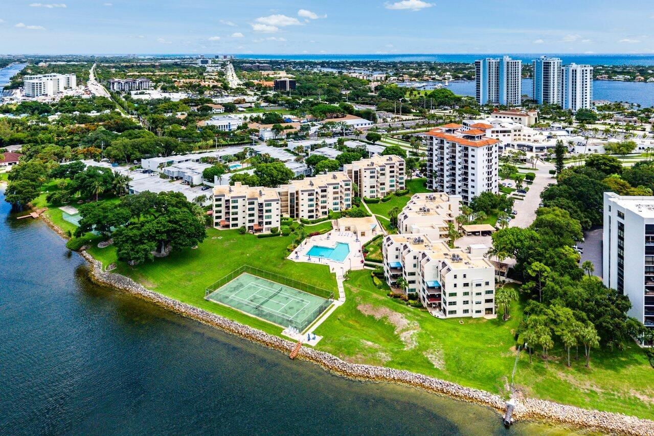 372 Golfview Road #101, North Palm Beach, FL 33408 photo 3