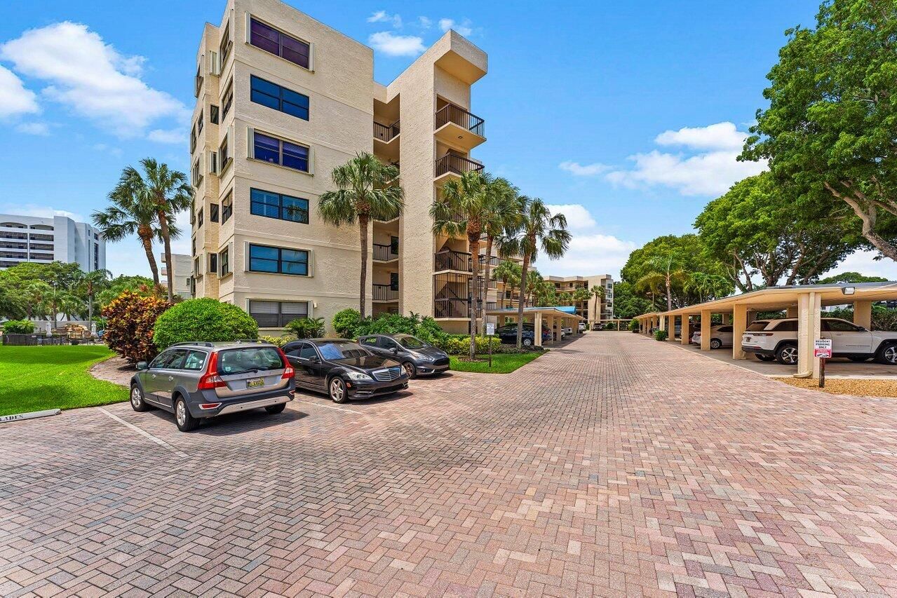 372 Golfview Road #101, North Palm Beach, FL 33408 photo 4
