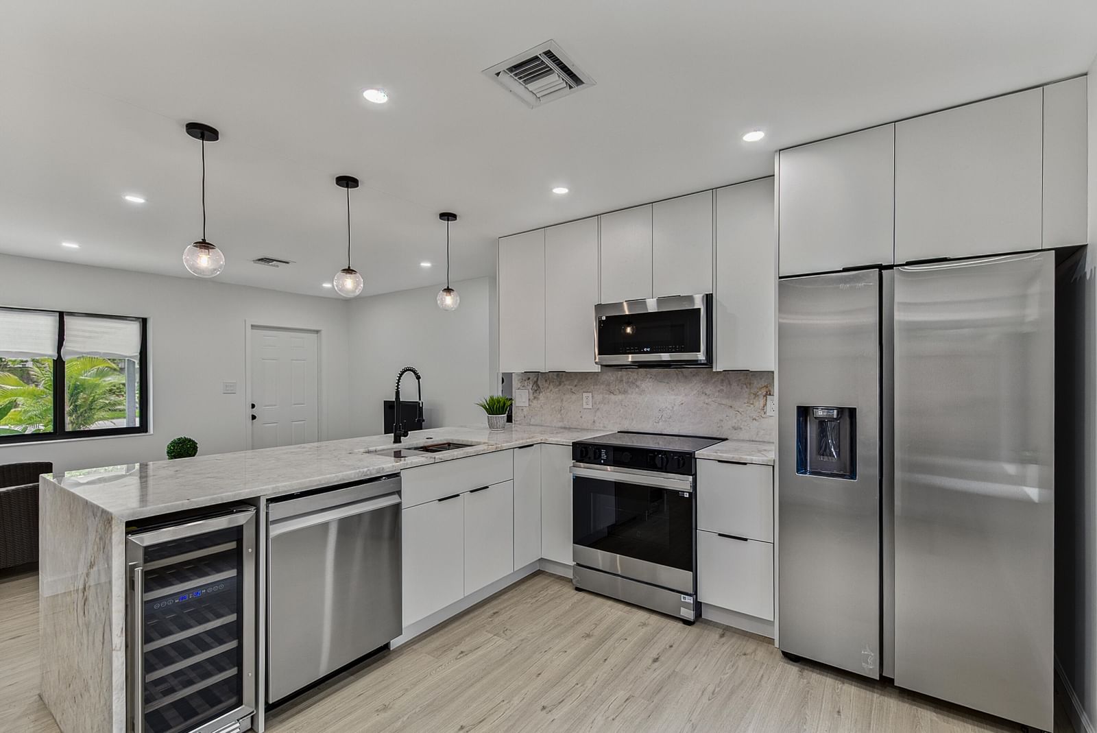 1101 SW 19th Avenue, Fort Lauderdale, FL 33312 photo 2