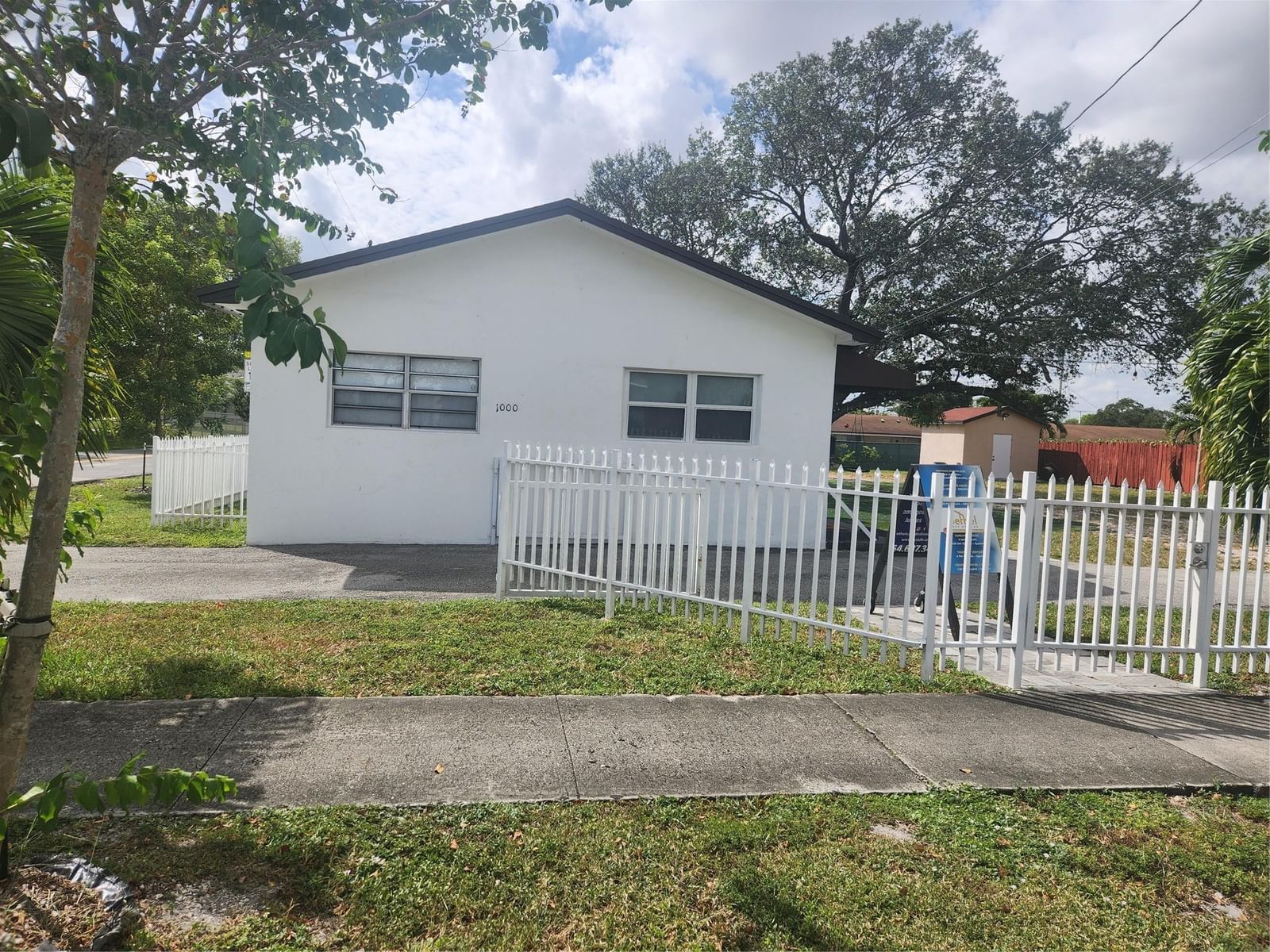 1000 Foster Road, Hallandale Beach, FL 33009 photo 2