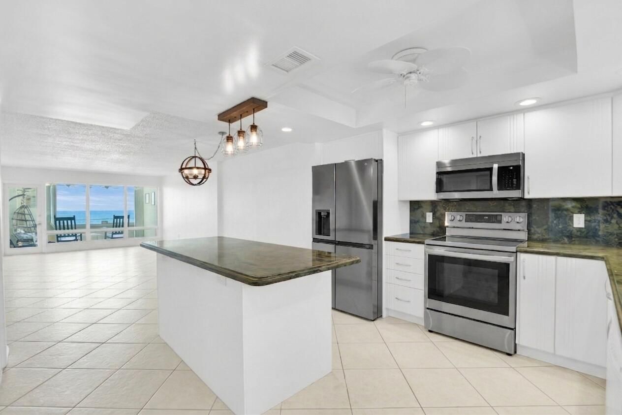 1850 S Ocean Boulevard #304, Pompano Beach, FL 33062 photo 2