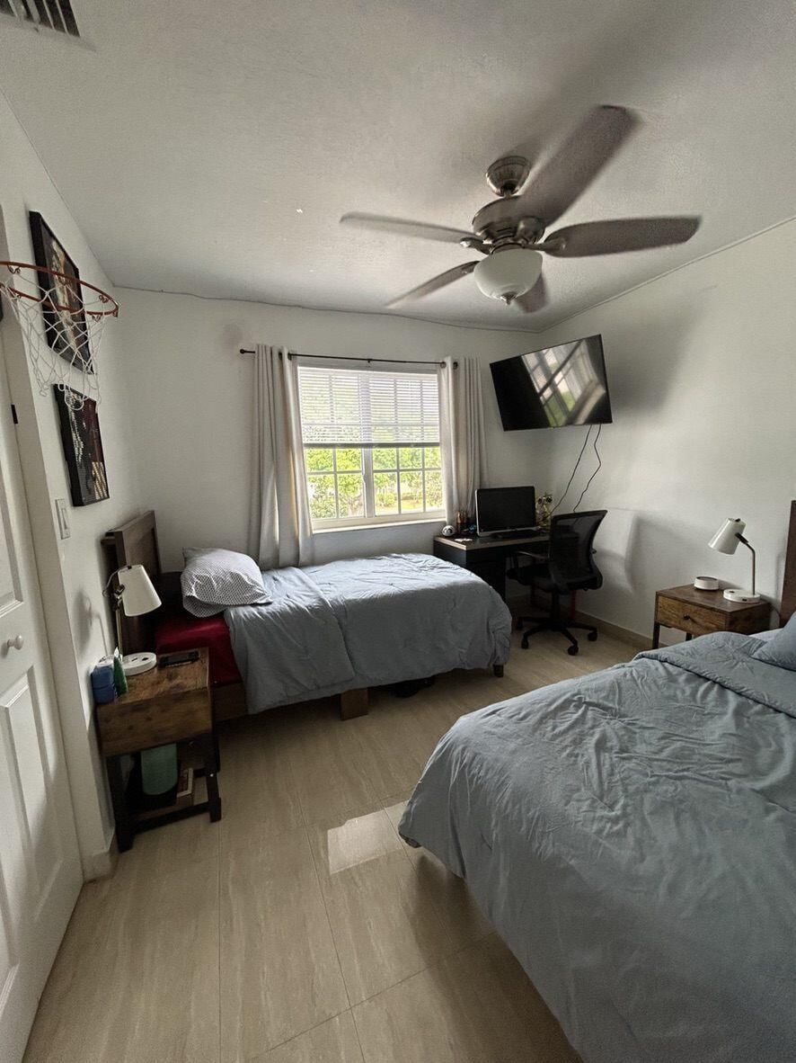 17031 NW 22nd Street, Pembroke Pines, FL 33028 photo 2