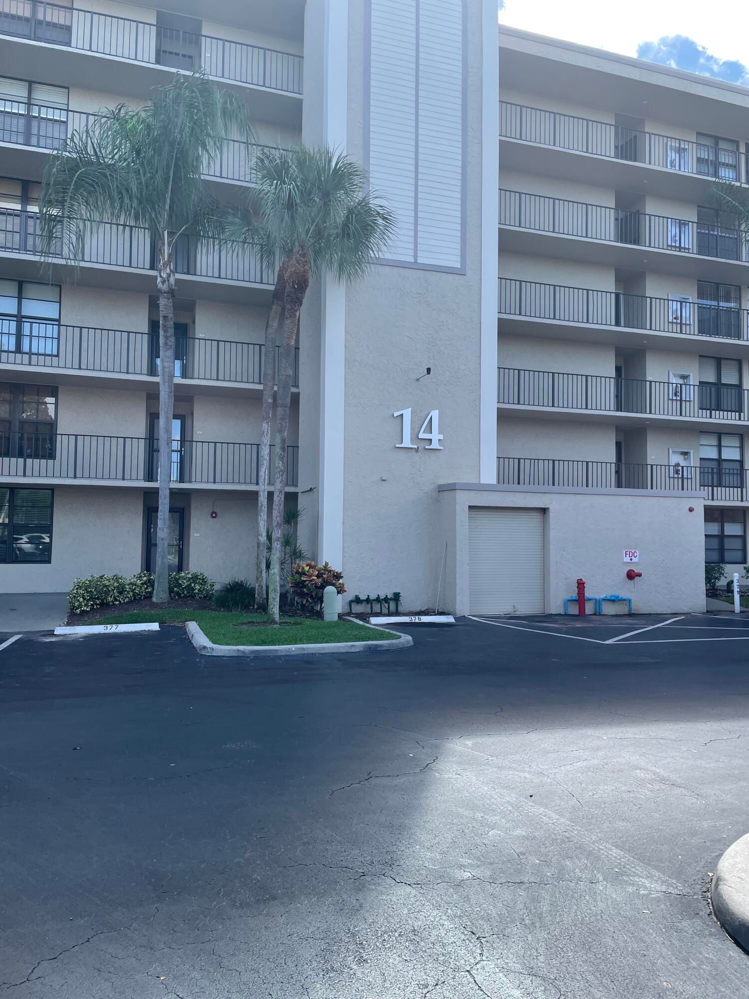 14 Royal Palm Way #204, Boca Raton, FL 33432 photo 5