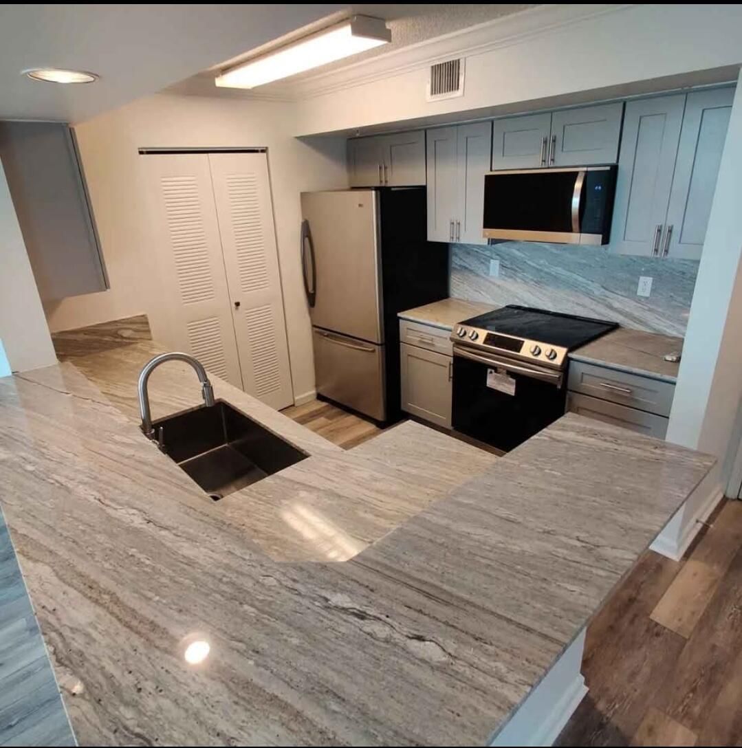 1000 Scotia Drive #506, Hypoluxo, FL 33462 photo 2