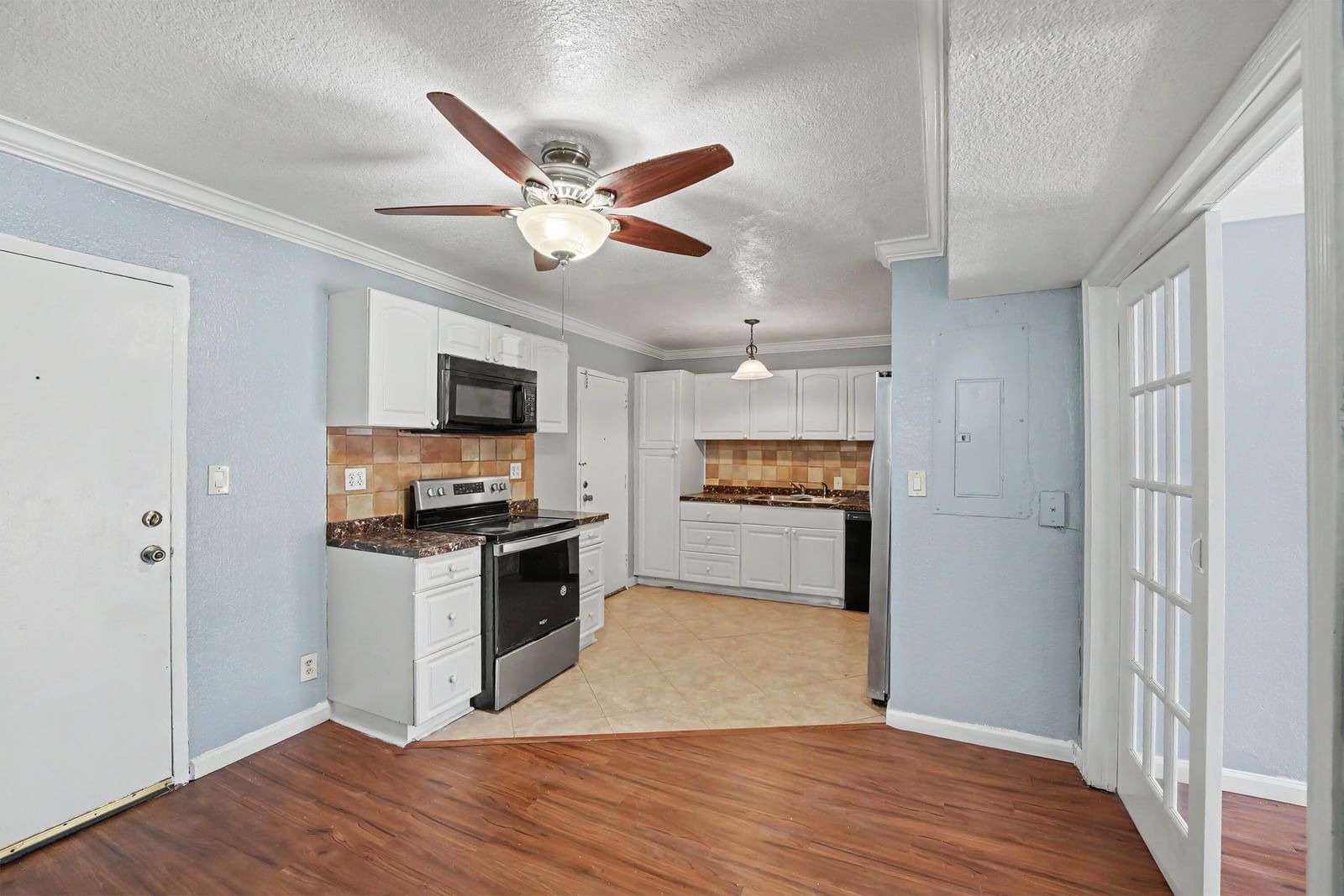4848 NW 24th CT #105, Lauderdale Lakes, FL 33313 photo 2