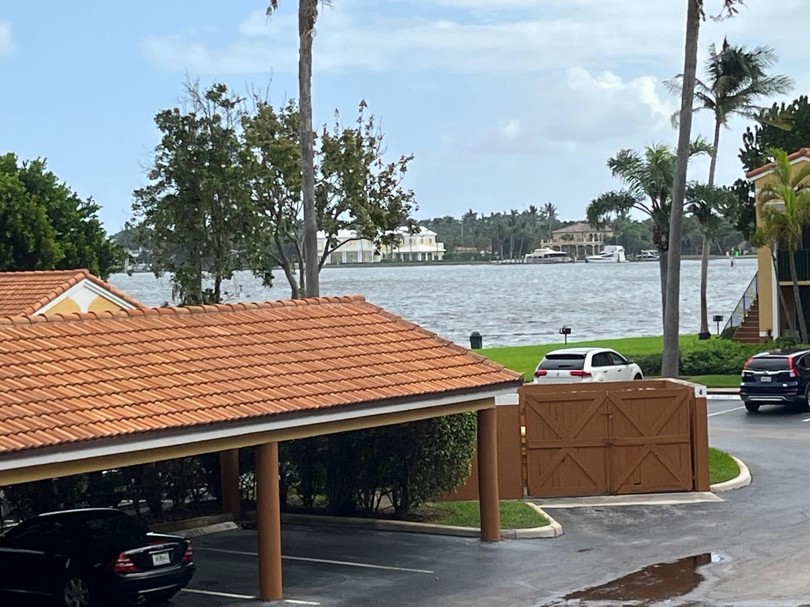 160 Yacht Club Way #209, Hypoluxo, FL 33462 photo 2