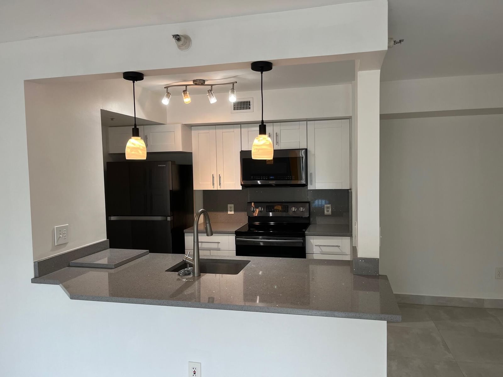 160 Yacht Club Way #209, Hypoluxo, FL 33462 photo 4