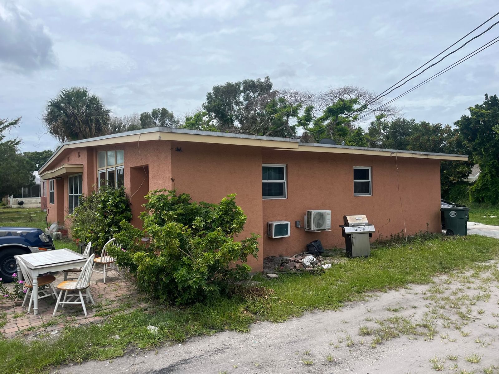 301 Preston Court, Fort Pierce, FL 34950 photo 2