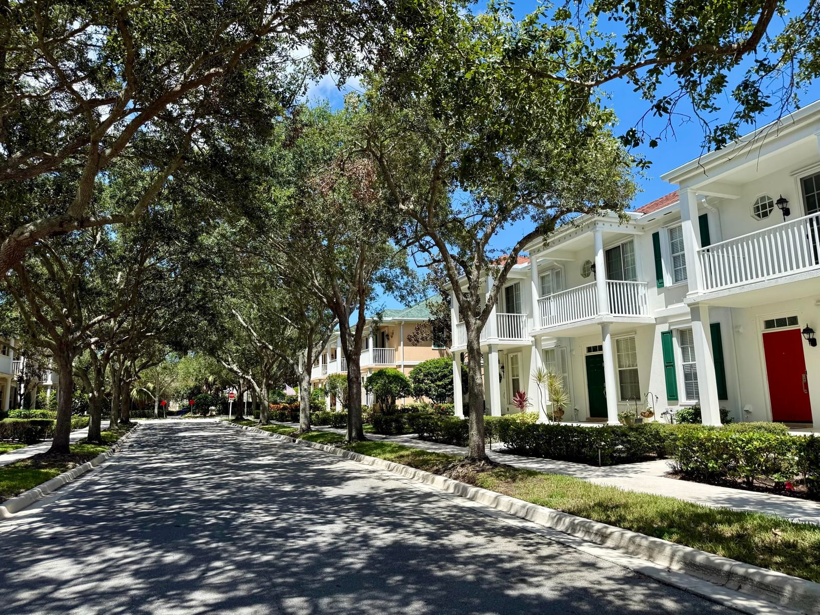 117 Waterford Drive, Jupiter, FL 33458 photo 2