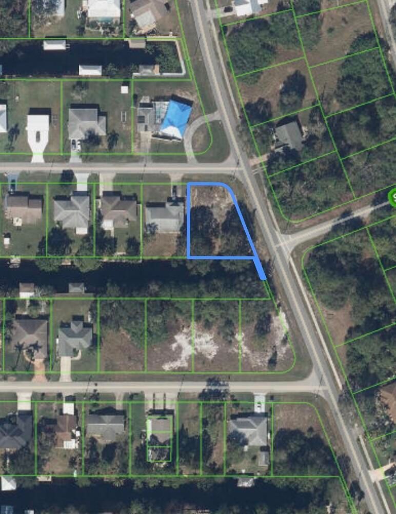 100 Honeycomb Avenue, Lake Placid, FL 33852 photo 2