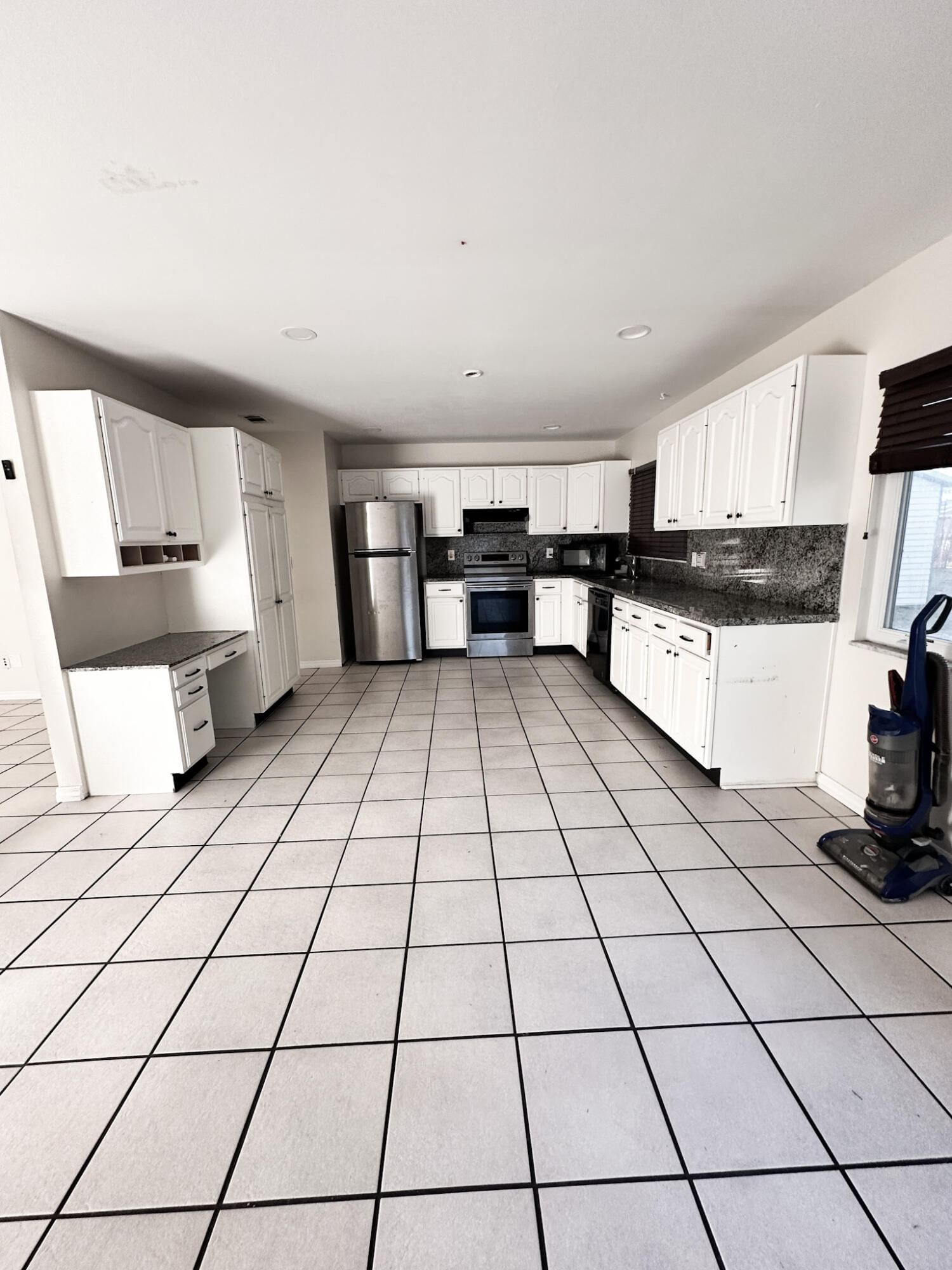 410 SW Kentwood Road, Port St Lucie, FL 34953 photo 4