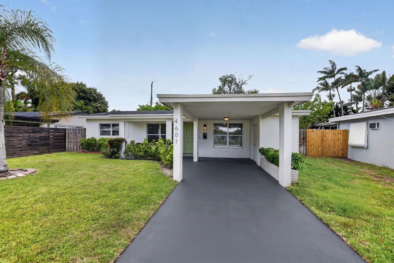 4601 NE 4th Avenue, Fort Lauderdale, FL 33334 photo 2