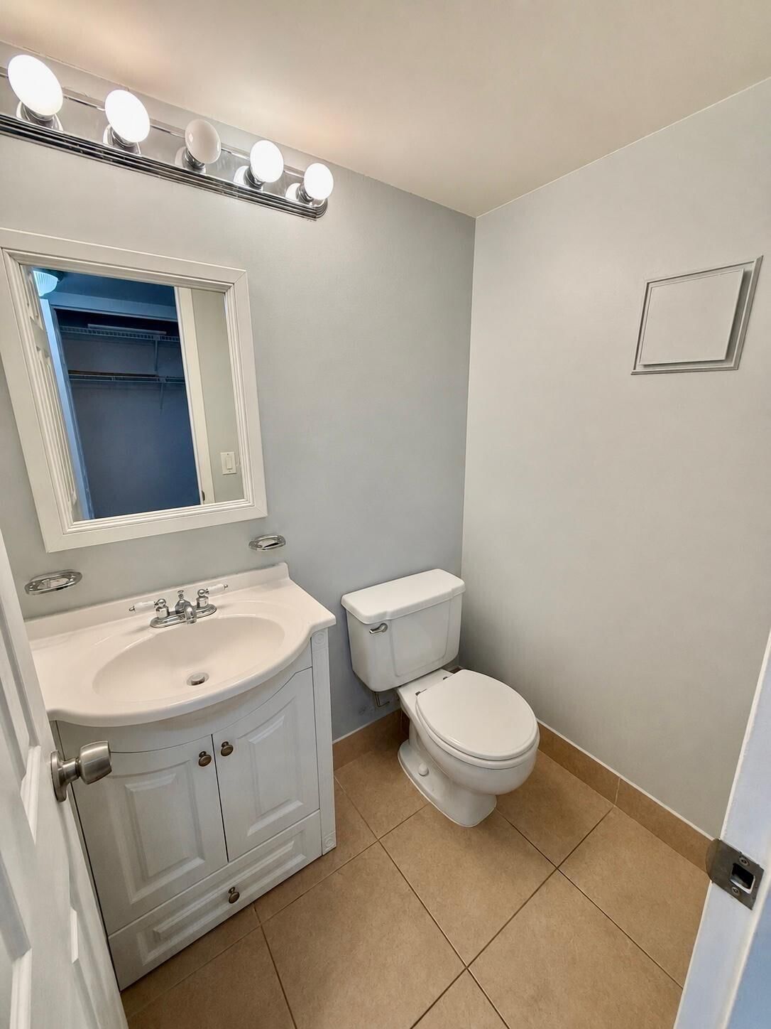 261 Suffolk, Boca Raton, FL 33434 photo 5