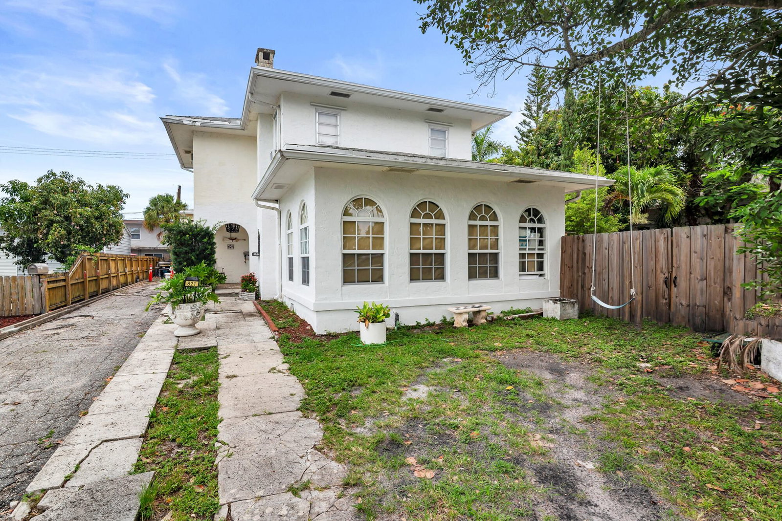 821 Omar Road, West Palm Beach, FL 33405 photo 2