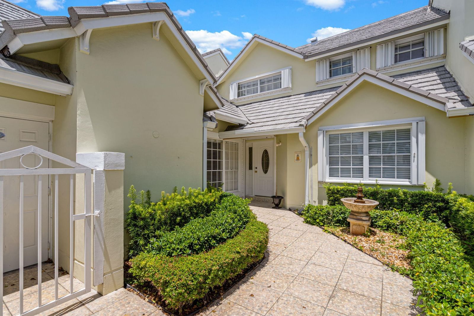 4825 NW 98th Place, Doral, FL 33178 photo 5