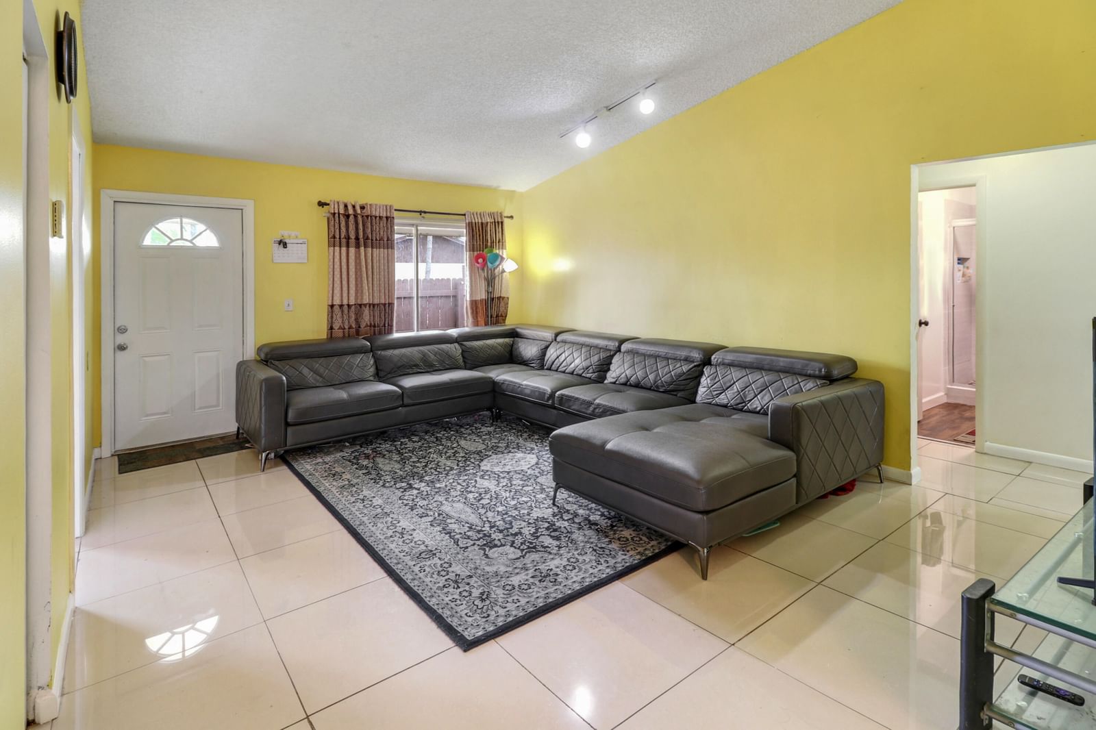 23 Chelsea Lane, Boynton Beach, FL 33426 photo 5