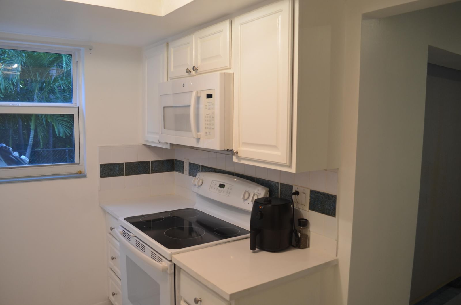658 NE 6th Court E #E, Boynton Beach, FL 33435 photo 3