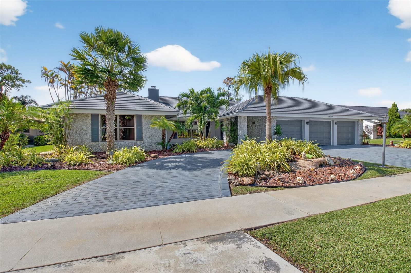 10182 Boca Woods Lane, Boca Raton, FL 33428 photo 5