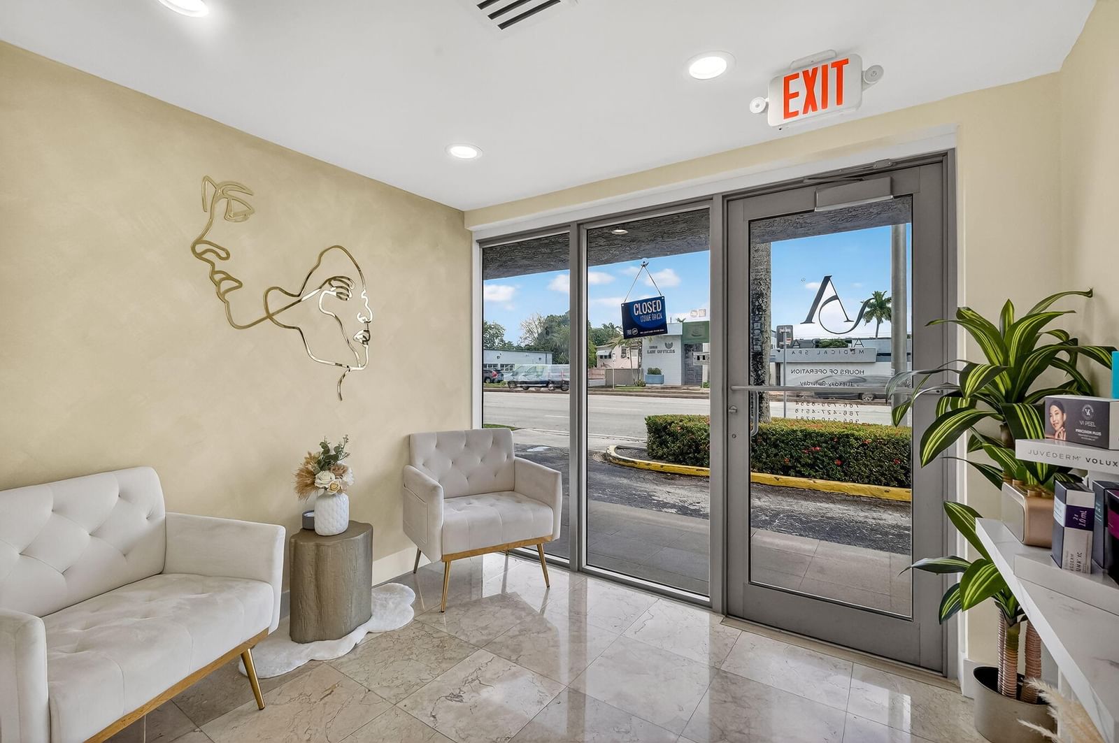 Null Null Avenue, Miami, FL photo 2
