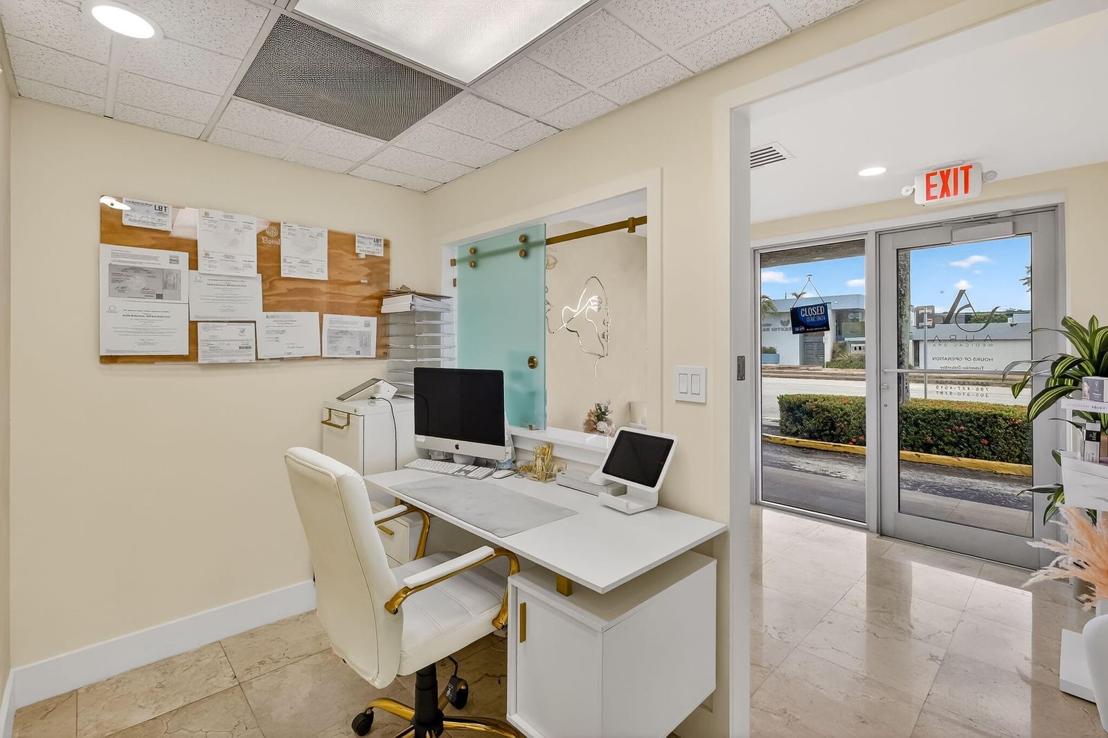 Null Null Avenue, Miami, FL photo 4