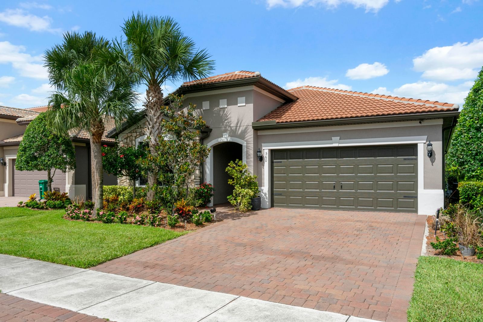 560 SE Monet Drive, Port St Lucie, FL 34984 photo 3