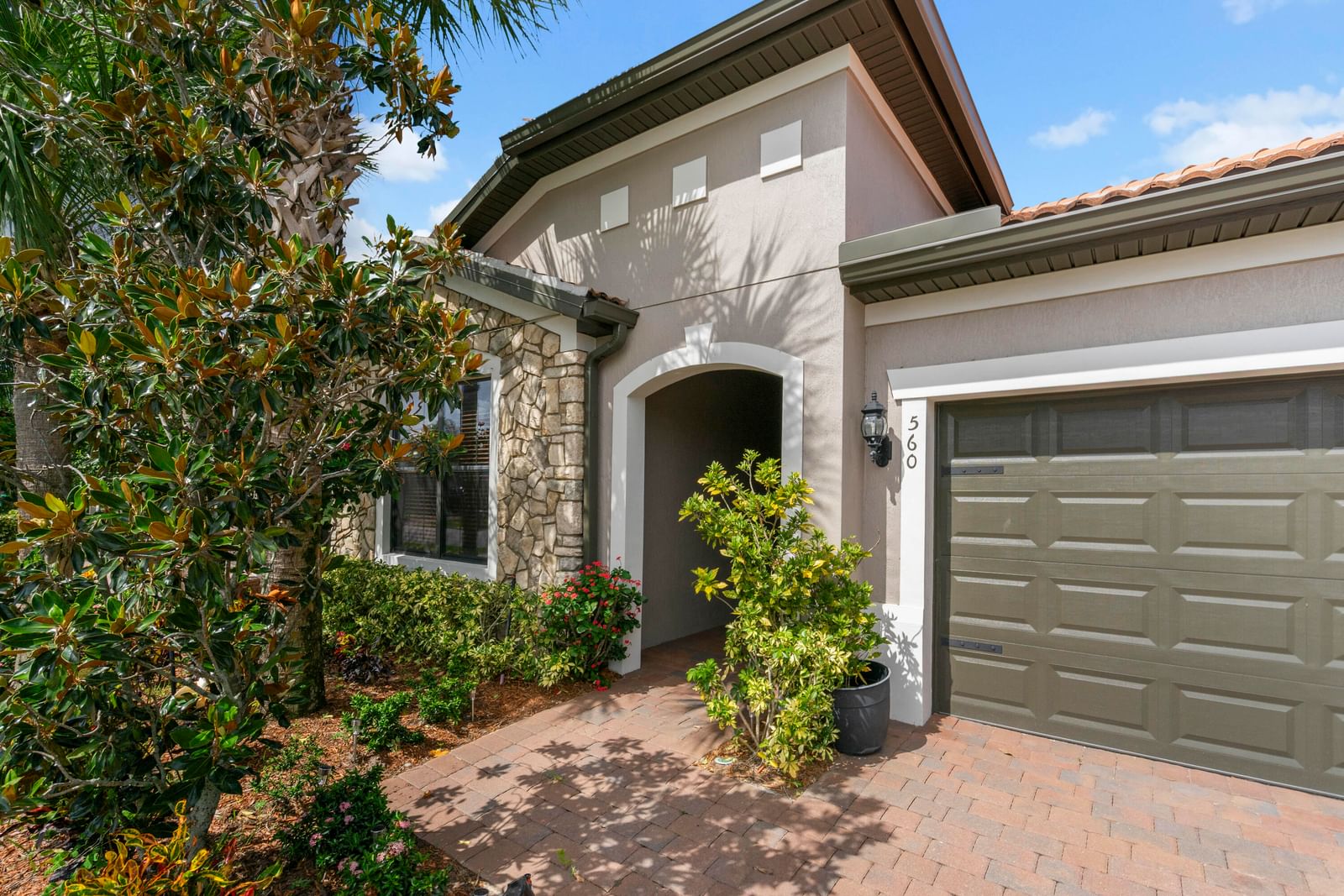 560 SE Monet Drive, Port St Lucie, FL 34984 photo 4