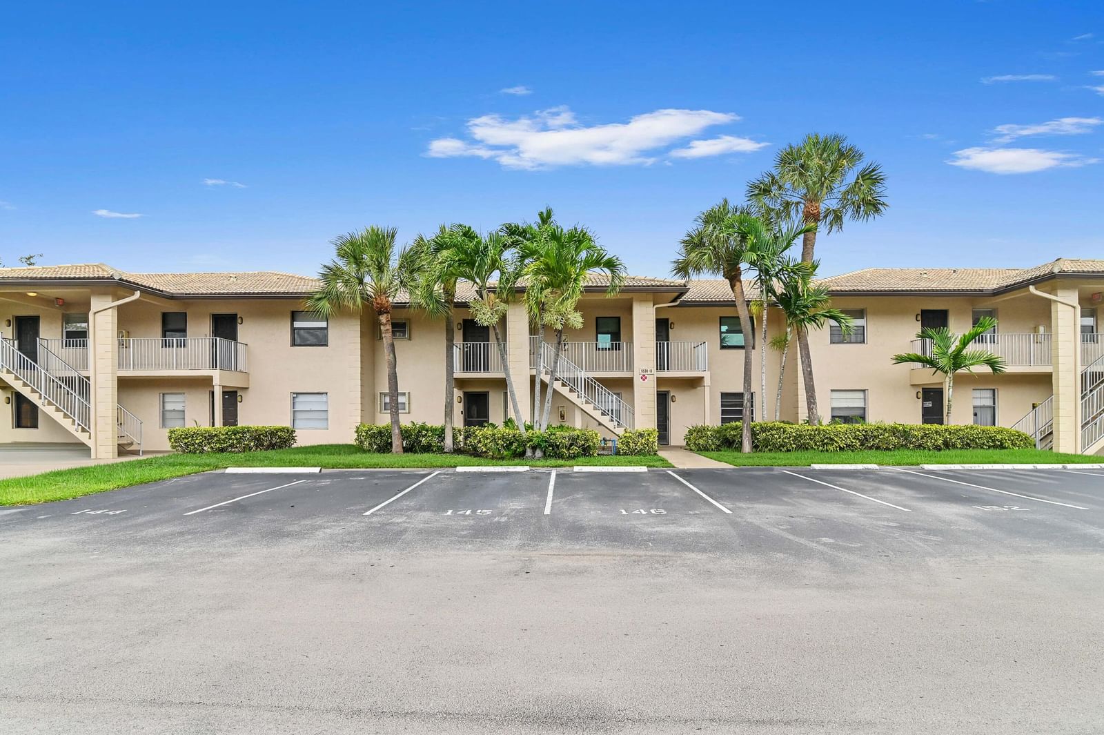 5530 Lakeside Drive #203, Margate, FL 33063 photo 2