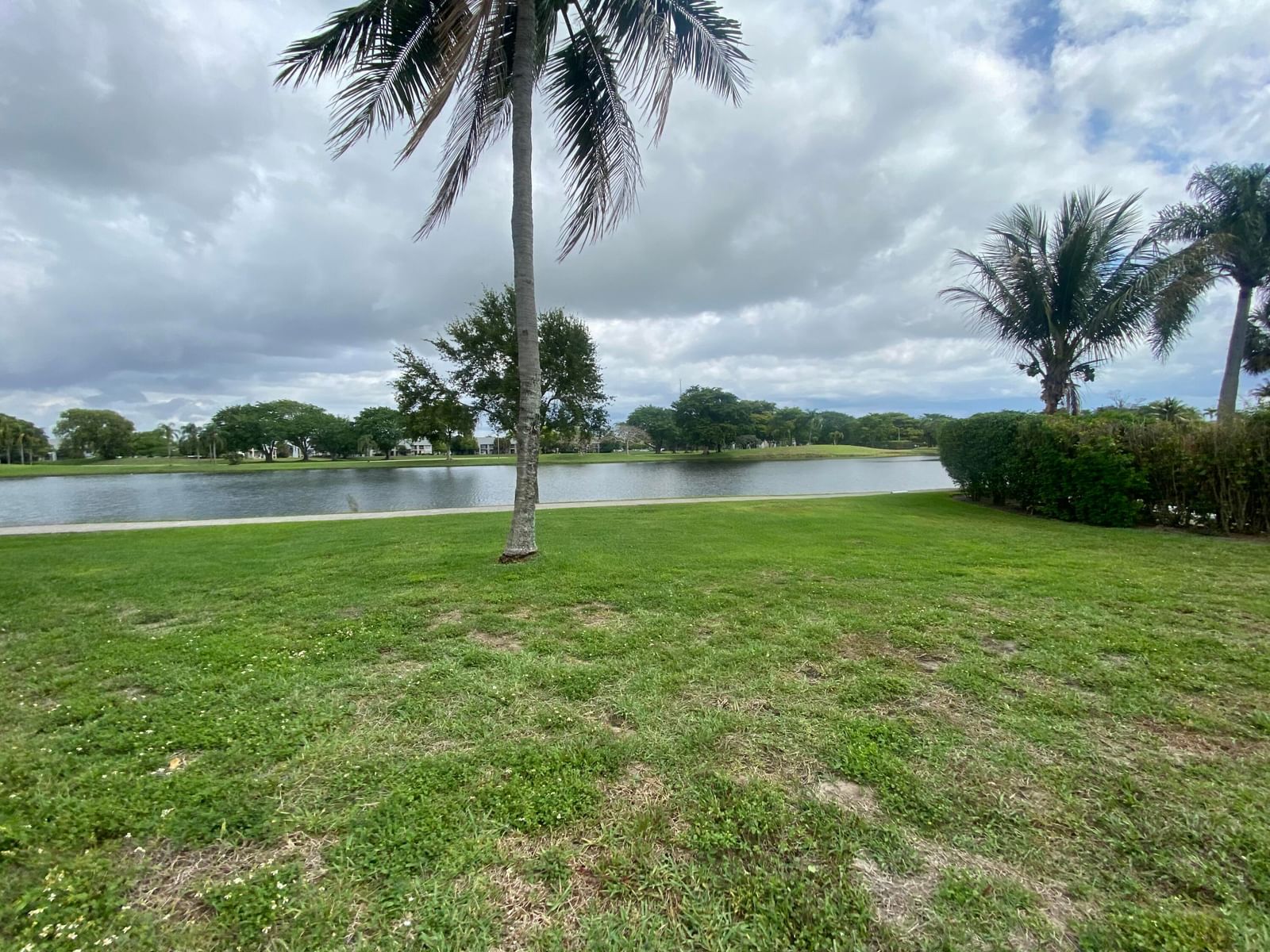 62 Willow Circle, Boynton Beach, FL 33436 photo 3