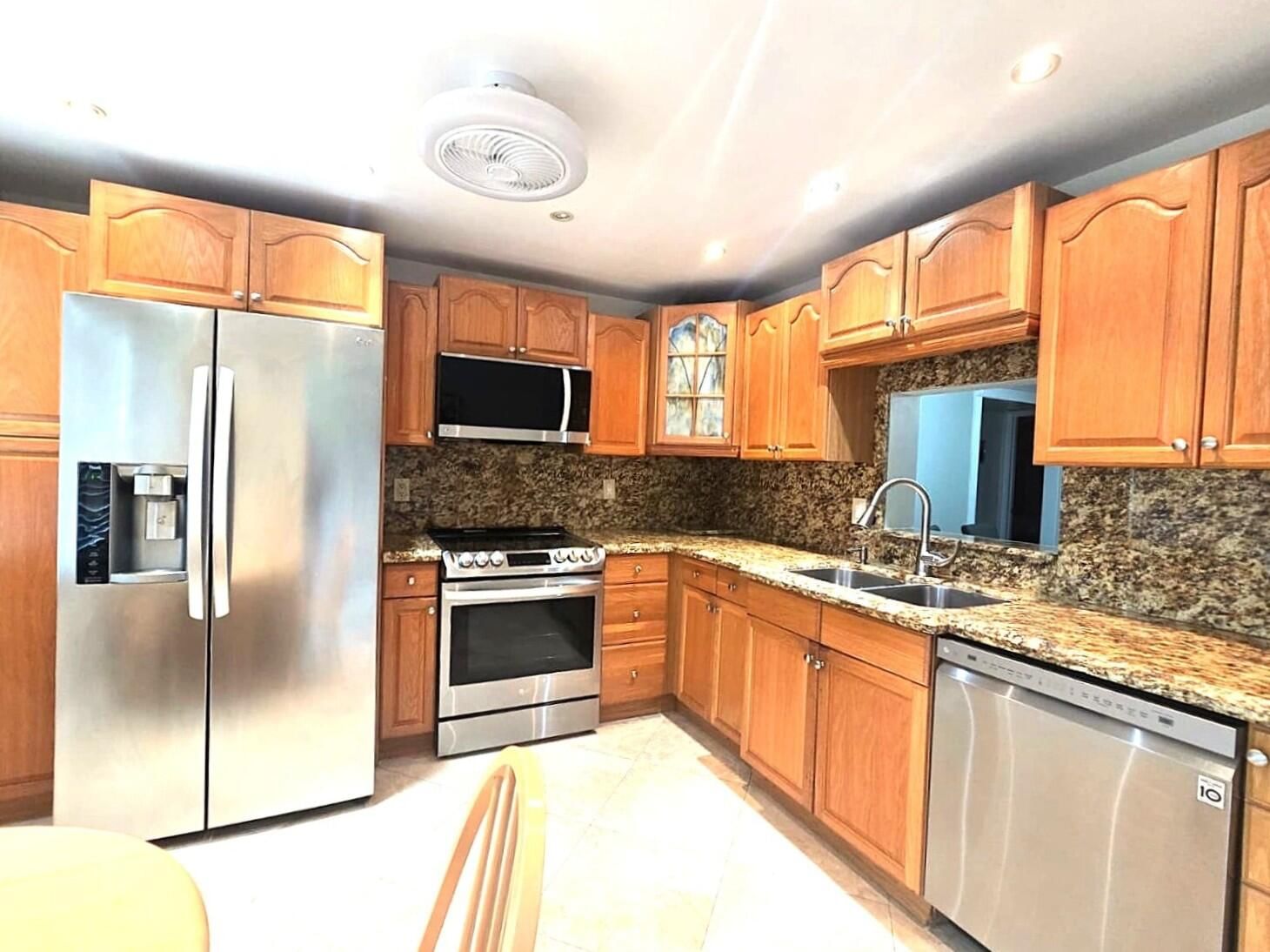 2402 Antigua Circle #E3, Coconut Creek, FL 33066 photo 2