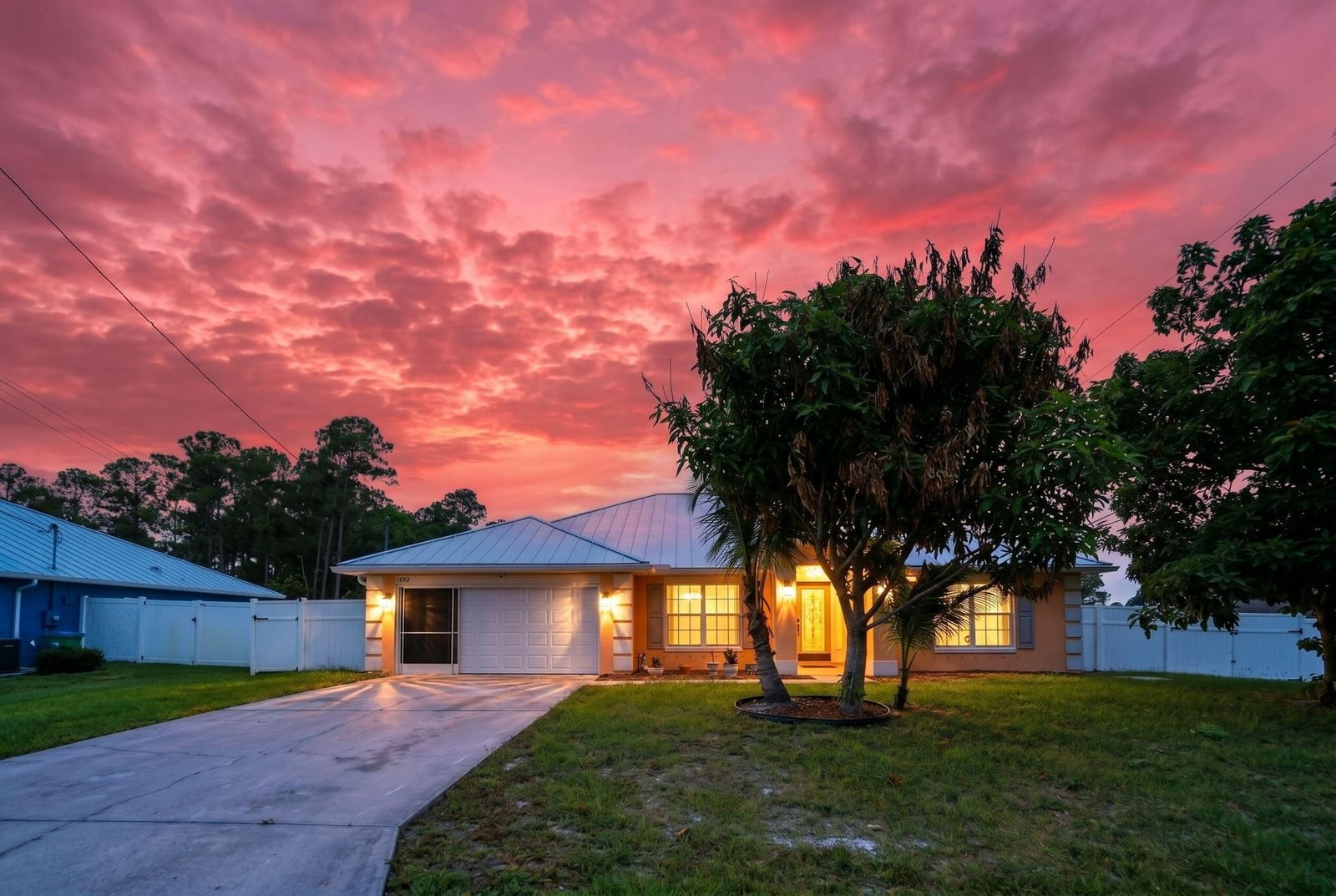 1692 SW Lofgren Avenue, Port St Lucie, FL 34953 photo 2