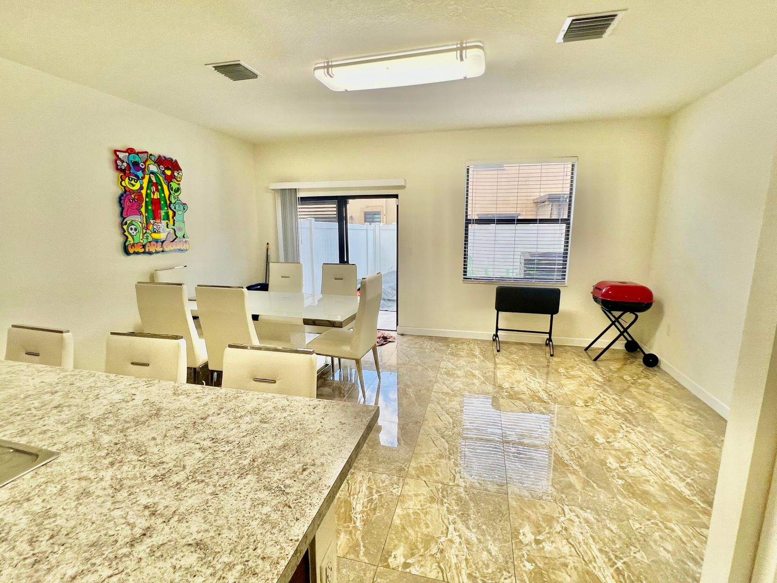 10490 W 33rd Way, Hialeah, FL 33018 photo 4