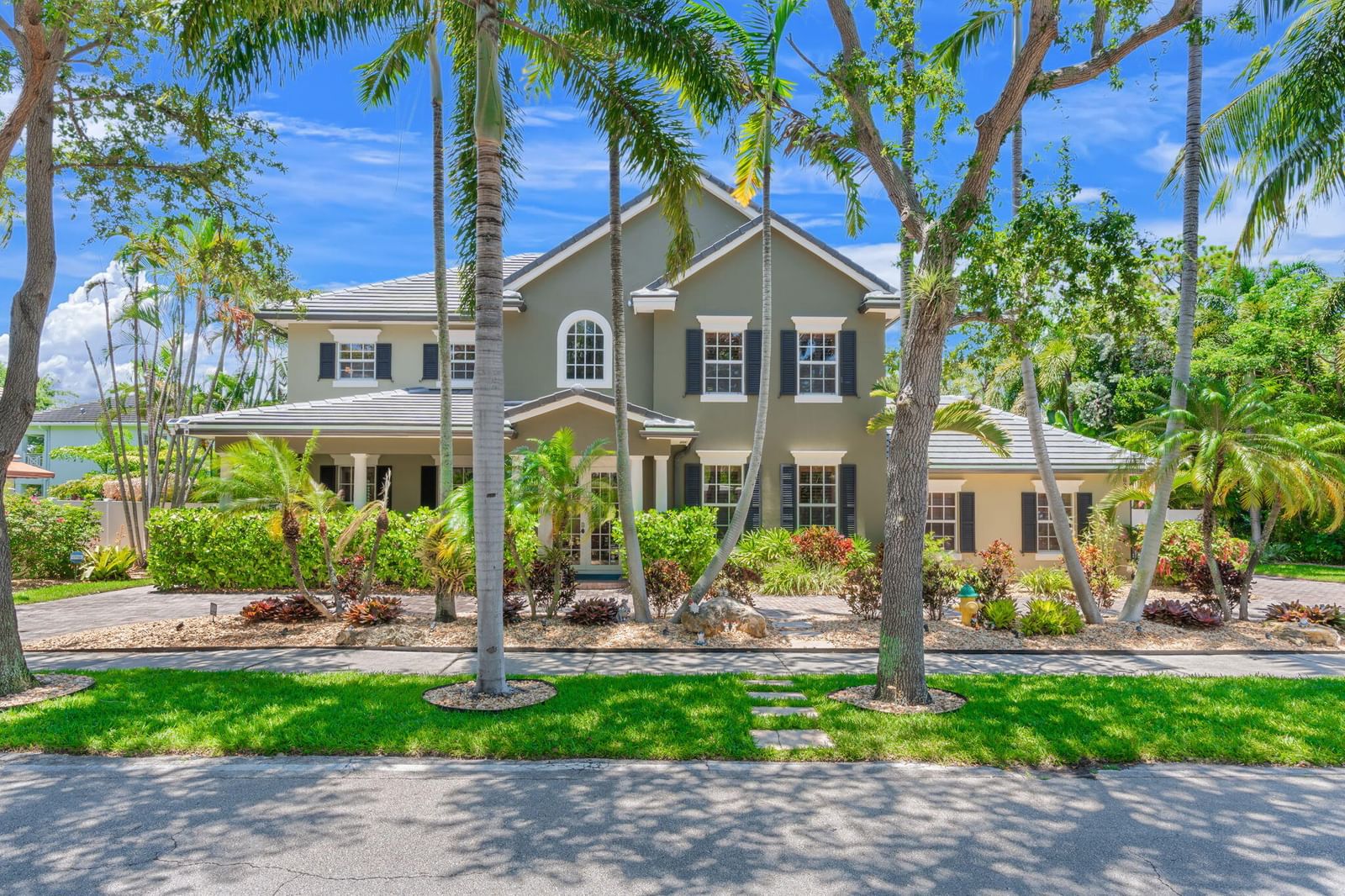 633 NE 20th Street, Wilton Manors, FL 33305 photo 2