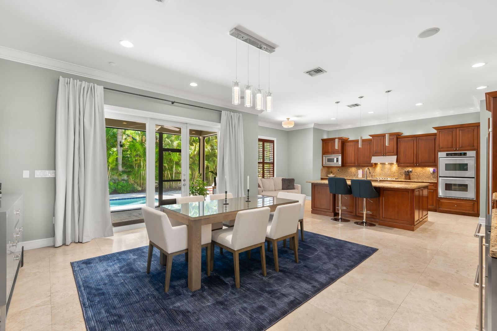 633 NE 20th Street, Wilton Manors, FL 33305 photo 3