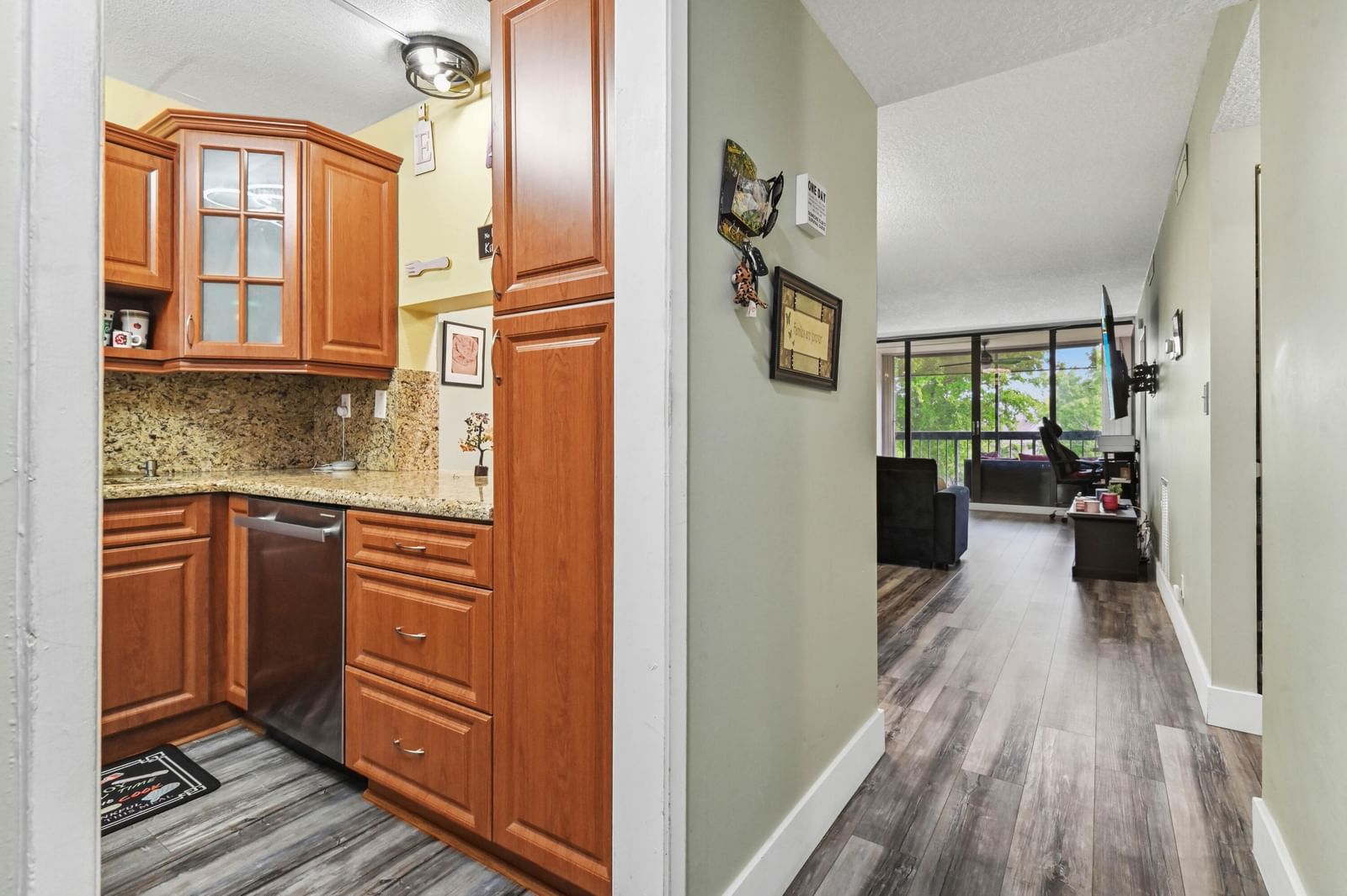 8441 Forest Hills Drive #306, Coral Springs, FL 33065 photo 5