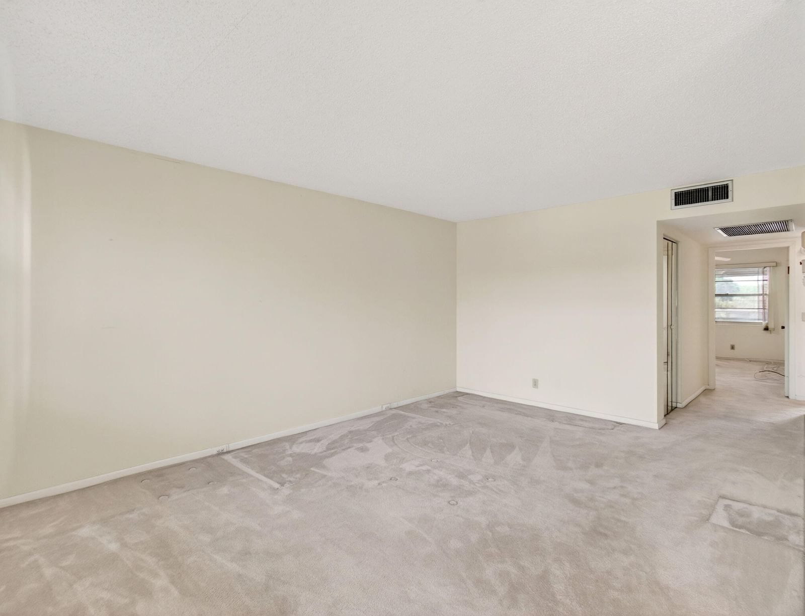 3044 Lincoln C, Boca Raton, FL 33434 photo 2