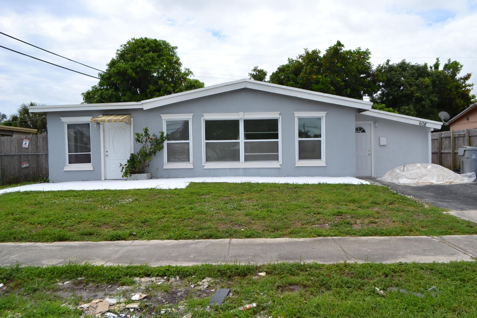 608 NW 20th Court, Pompano Beach, FL 33060 photo 2