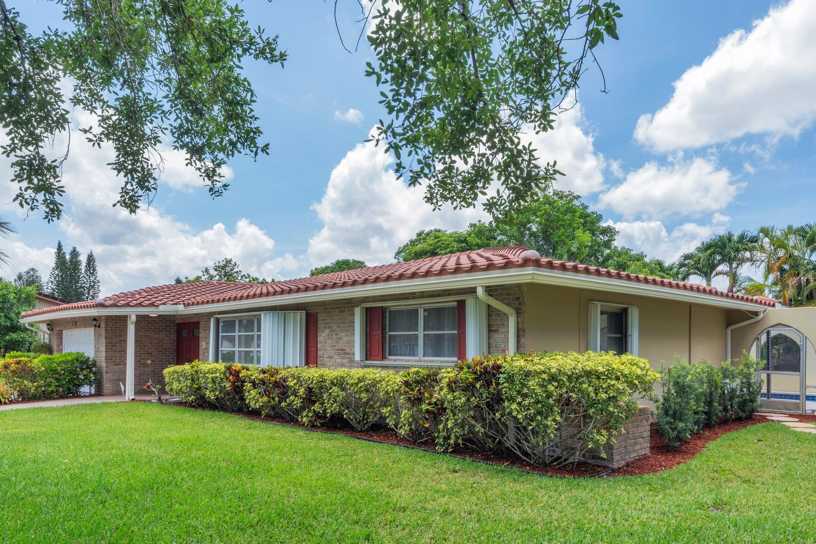 3860 NW 100th Avenue, Coral Springs, FL 33065 photo 4