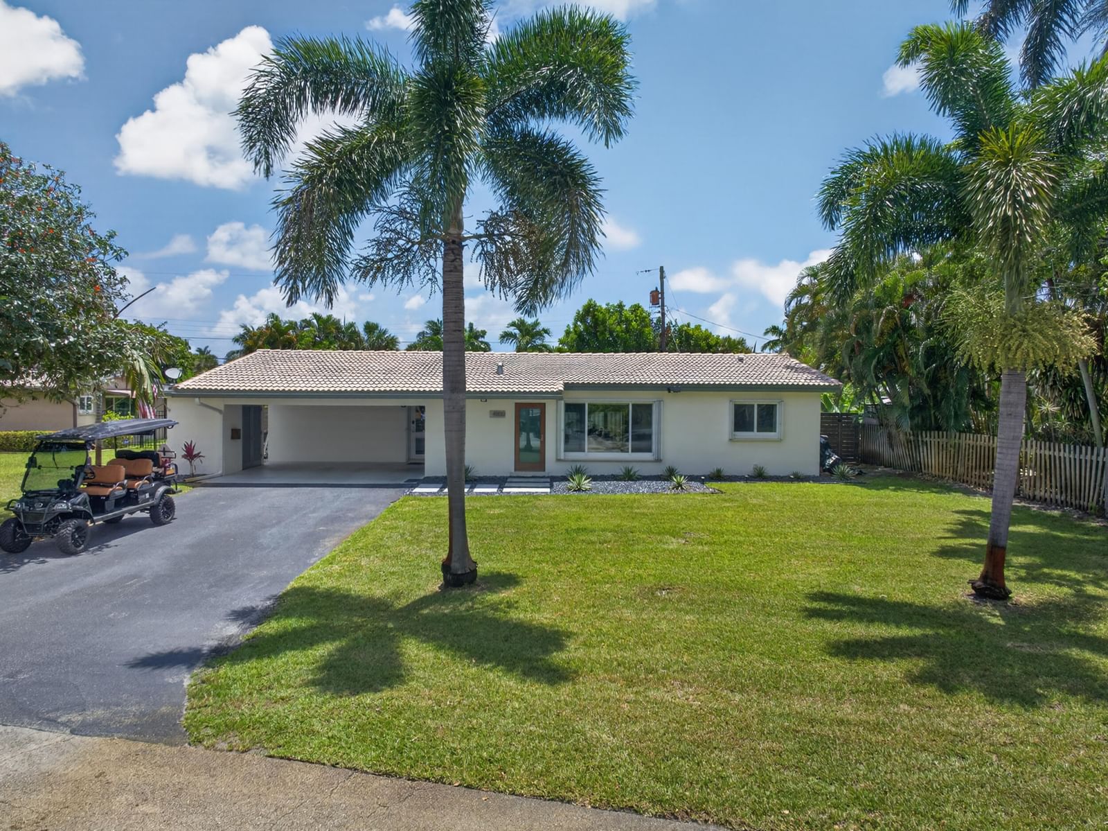 4800 NE 15th Terrace, Oakland Park, FL 33334 photo 2