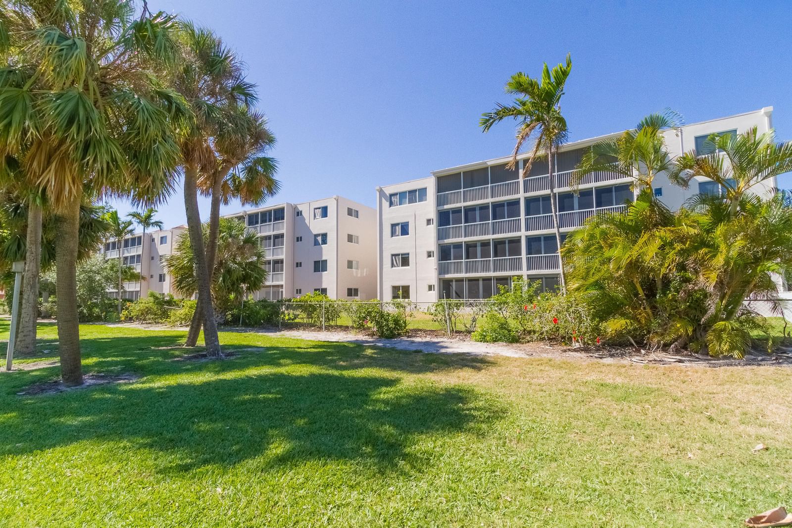 300 E Royal Palm Road #0420, Boca Raton, FL 33432 photo 2