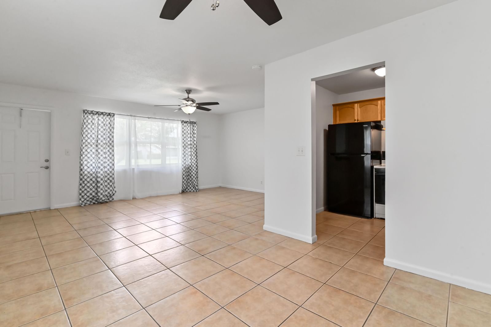 149 Coventry #G, West Palm Beach, FL 33417 photo 4