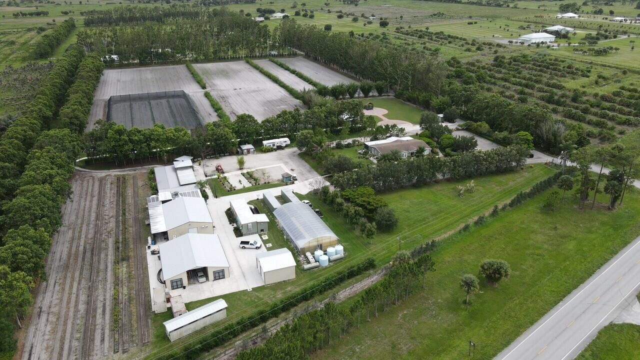 8006 SW Kanner Highway, Indiantown, FL 34956 photo 2
