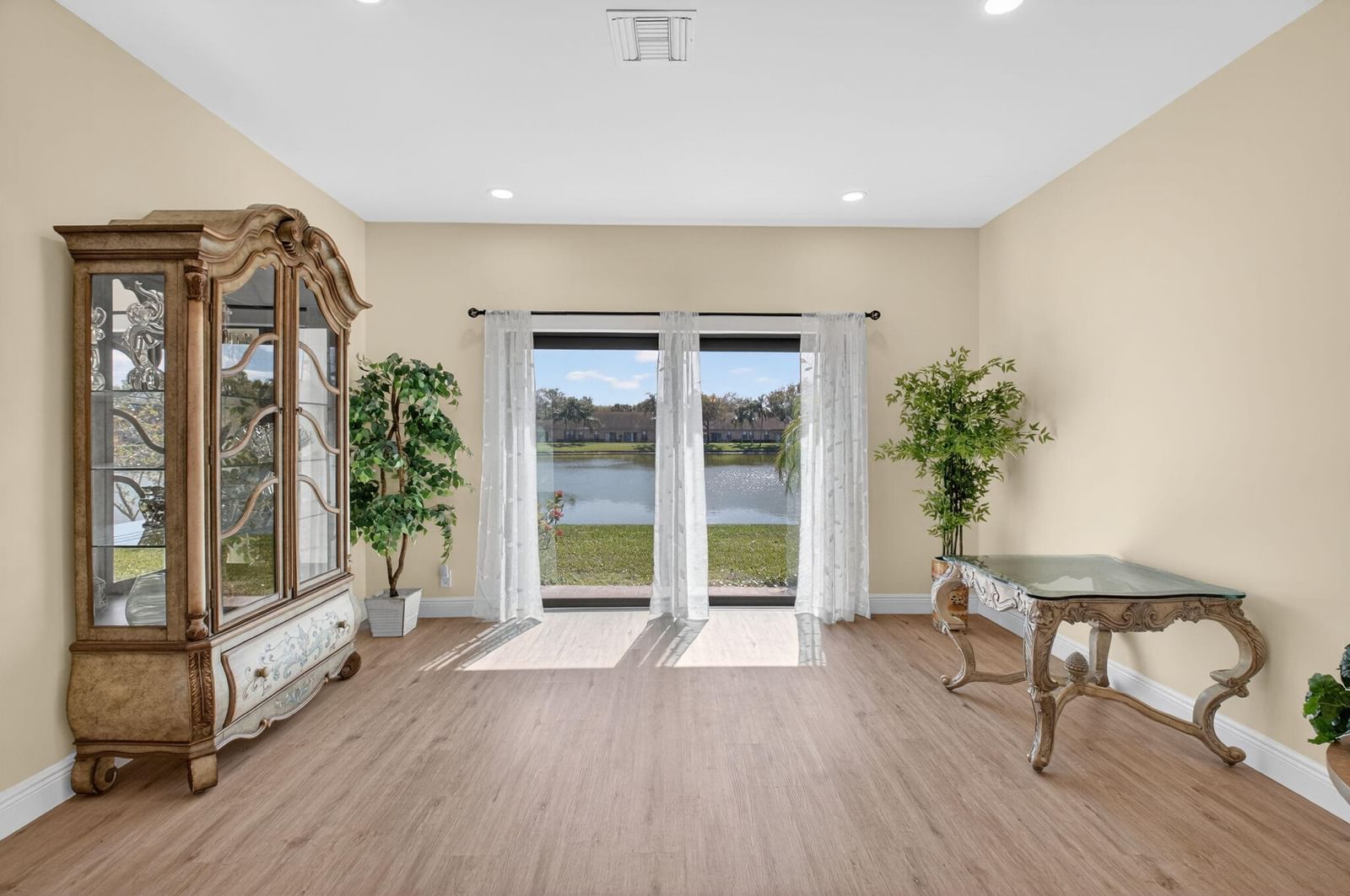 8350 Springlake Drive, Boca Raton, FL 33496 photo 2