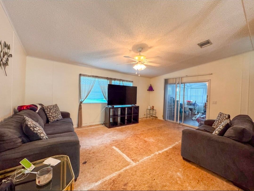 120 Plantation Boulevard #120, Lake Worth, FL 33467 photo 2