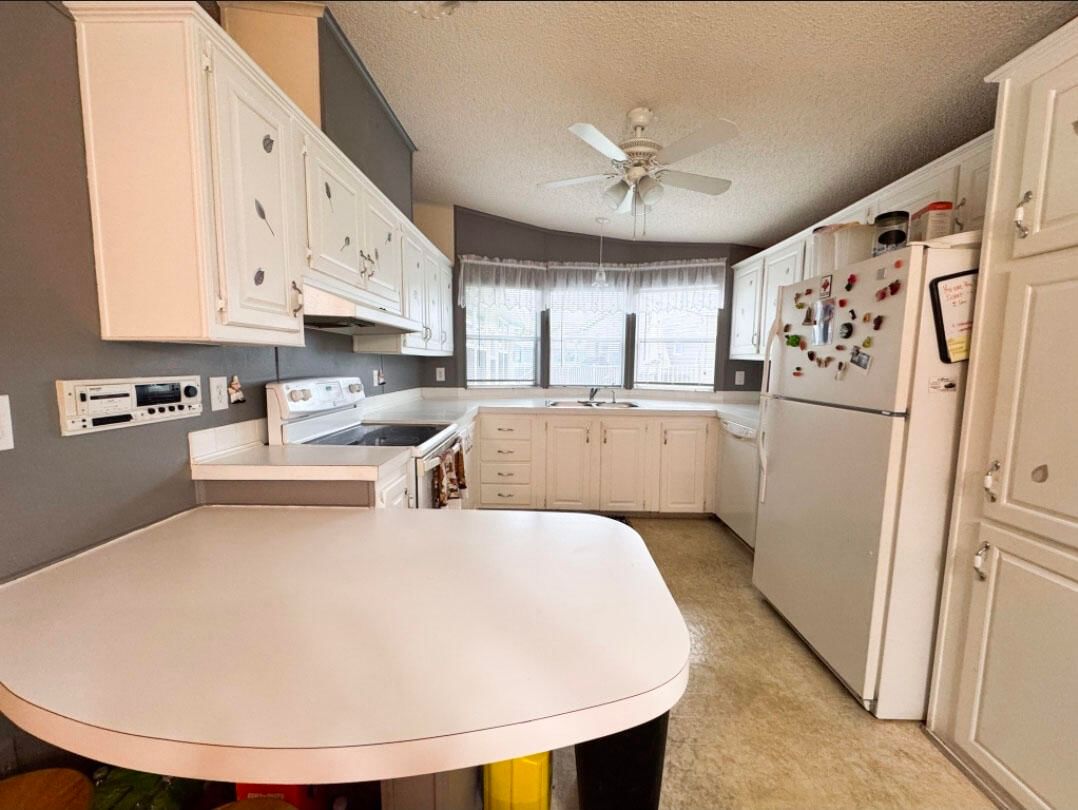 120 Plantation Boulevard #120, Lake Worth, FL 33467 photo 4