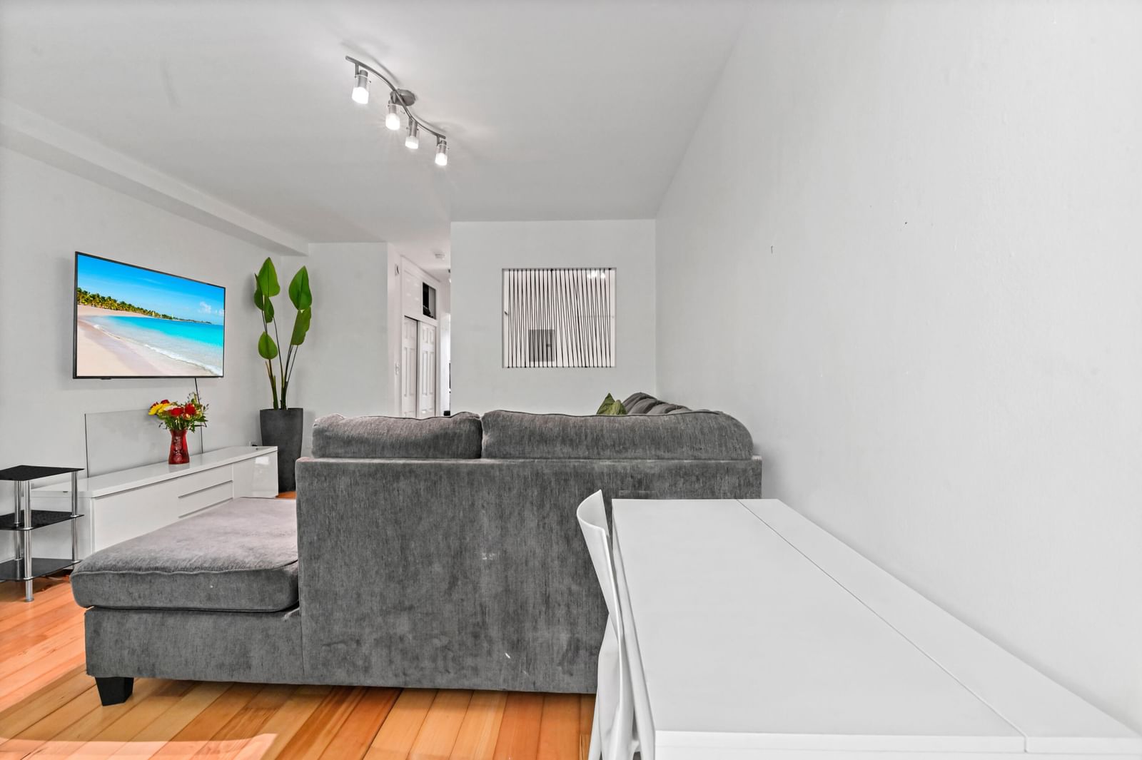 1035 Meridian Avenue #5, Miami Beach, FL 33139 photo 5