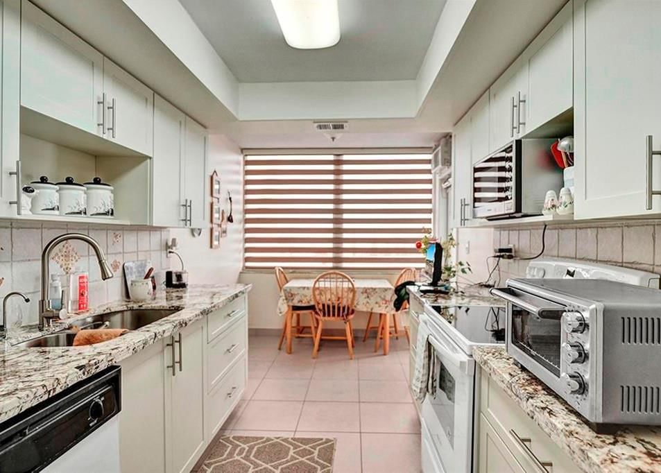 18031 Biscayne Boulevard #1004, Aventura, FL 33160 photo 3