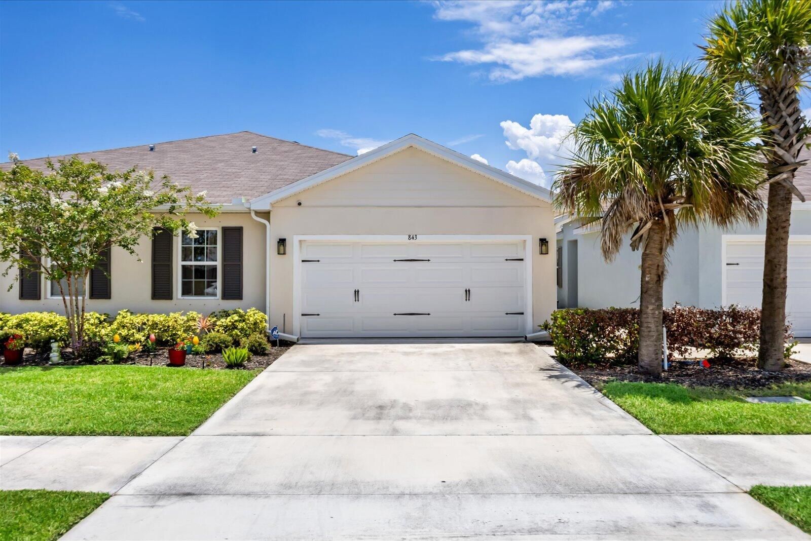 843 Persimmon Place, Fort Pierce, FL 34981 photo 2