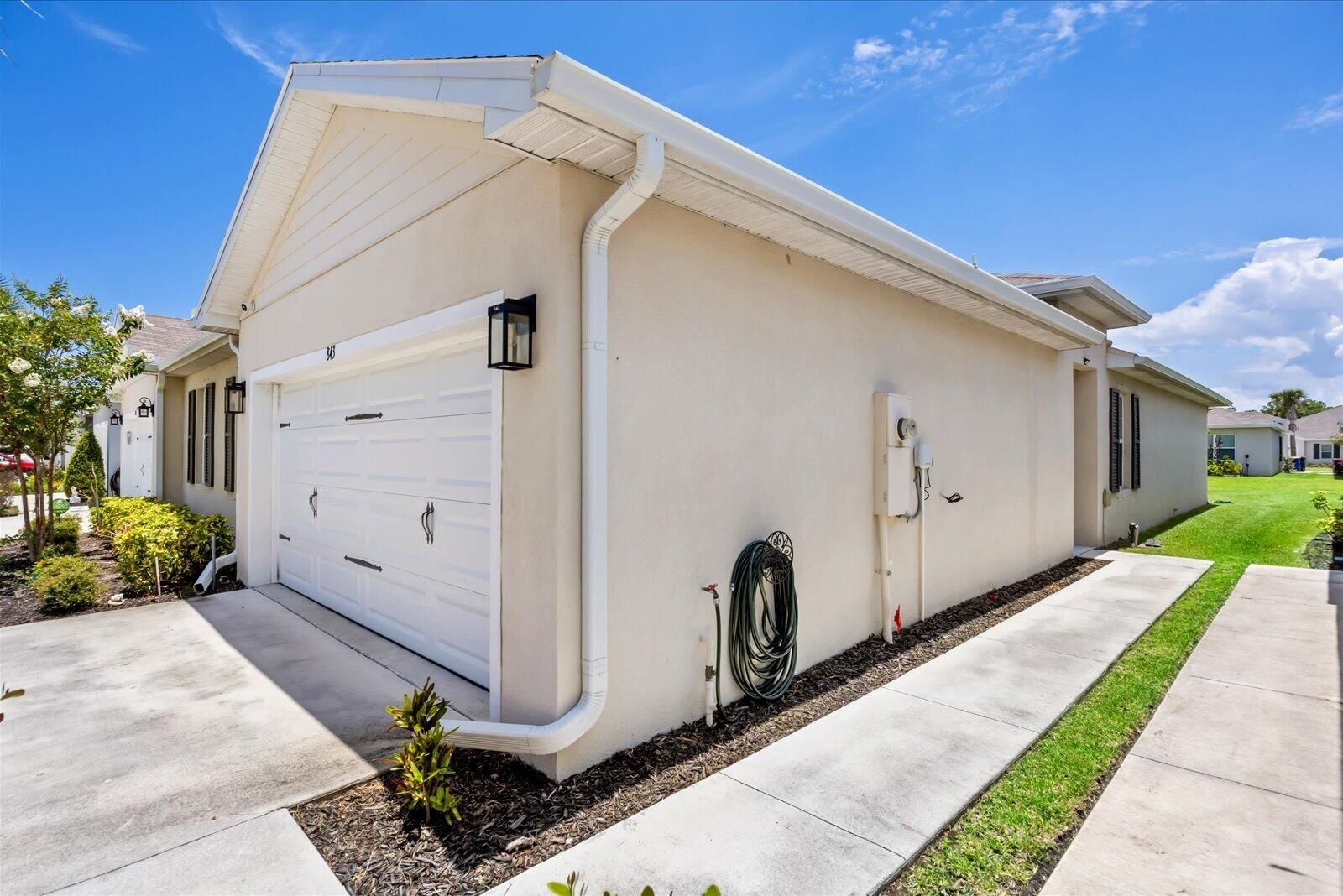 843 Persimmon Place, Fort Pierce, FL 34981 photo 3