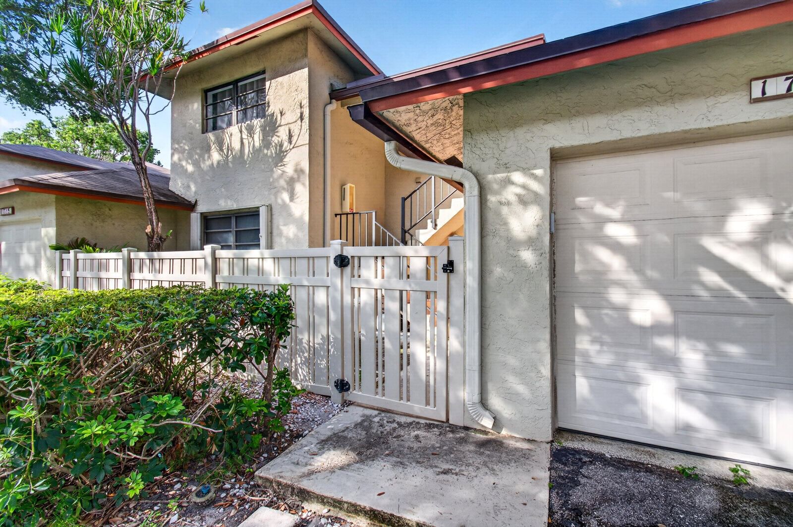 3951 NE 19th Road #1701, Pompano Beach, FL 33064 photo 2